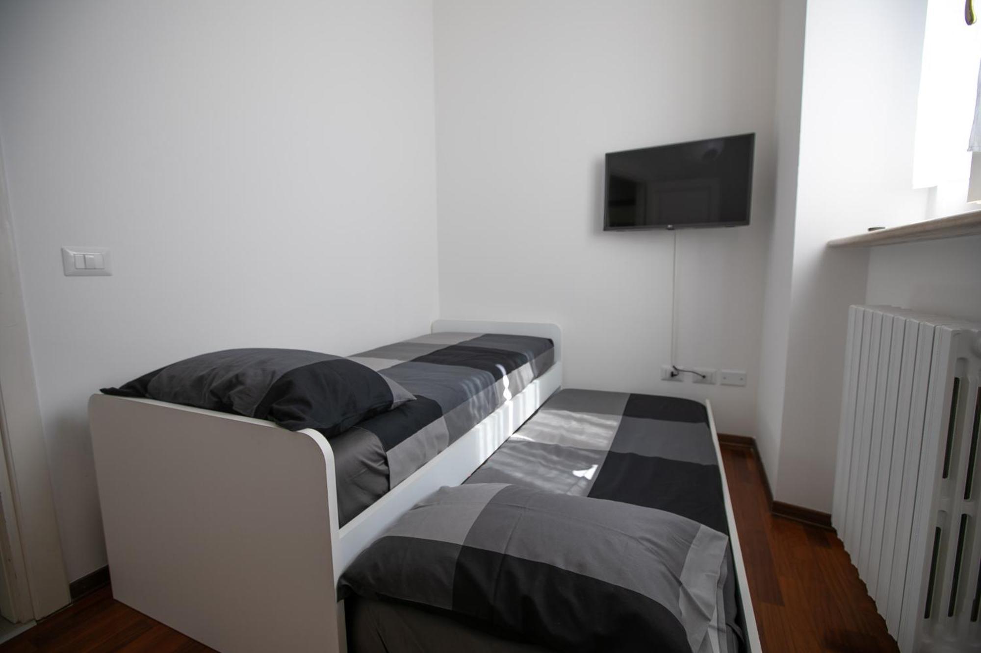 Апартаменты Casa In Centro Асколи-Пичено Экстерьер фото